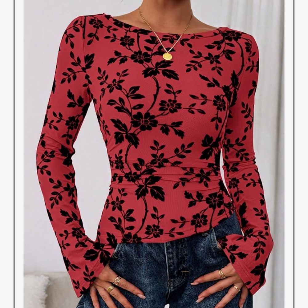 Floral Mesh Ruched Fitted Long Sleeve Top